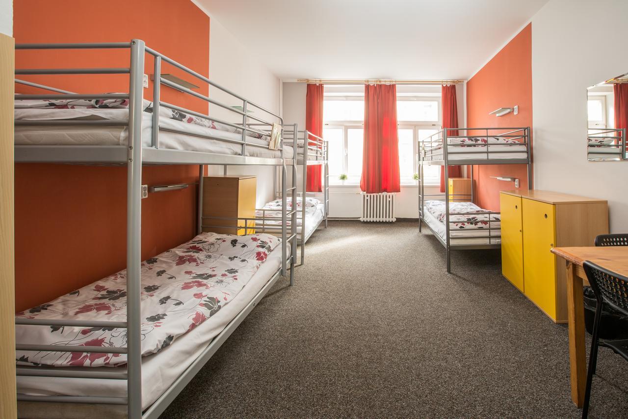 Hostel Advantage ปราก ภายนอก รูปภาพ